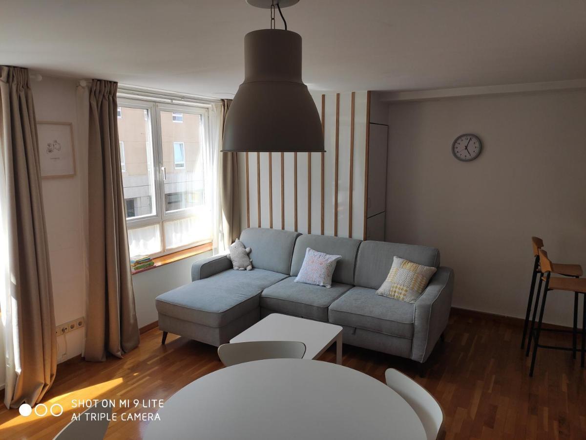 Luminoso Y Acogedor Apartamento En La Playa Oleiros Kültér fotó