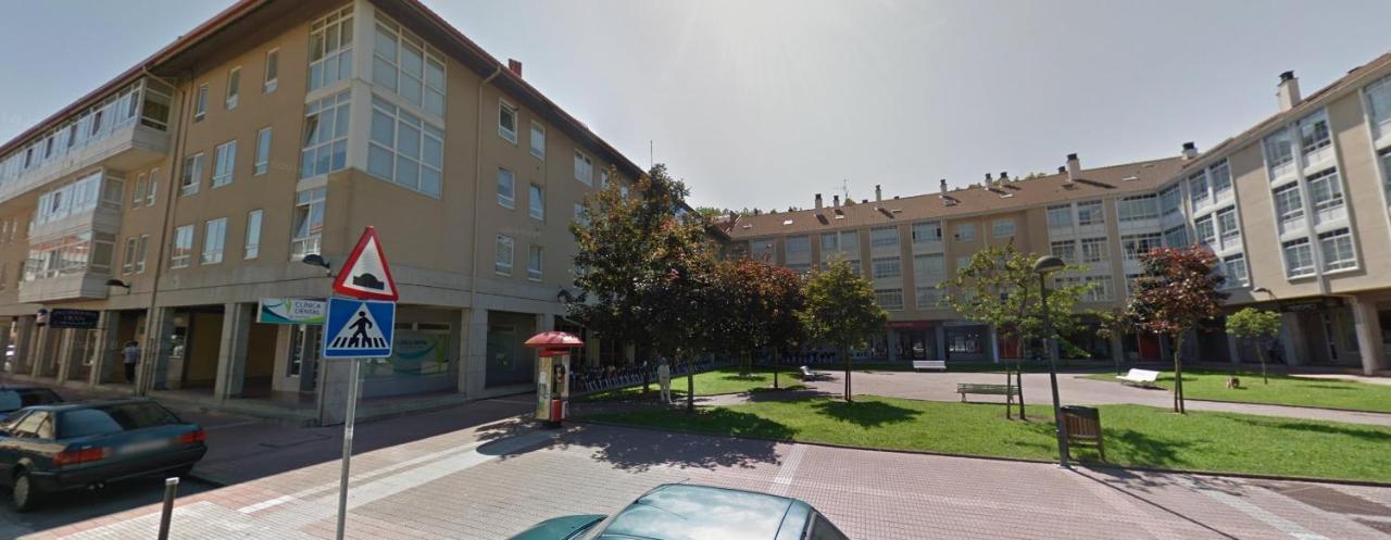 Luminoso Y Acogedor Apartamento En La Playa Oleiros Kültér fotó